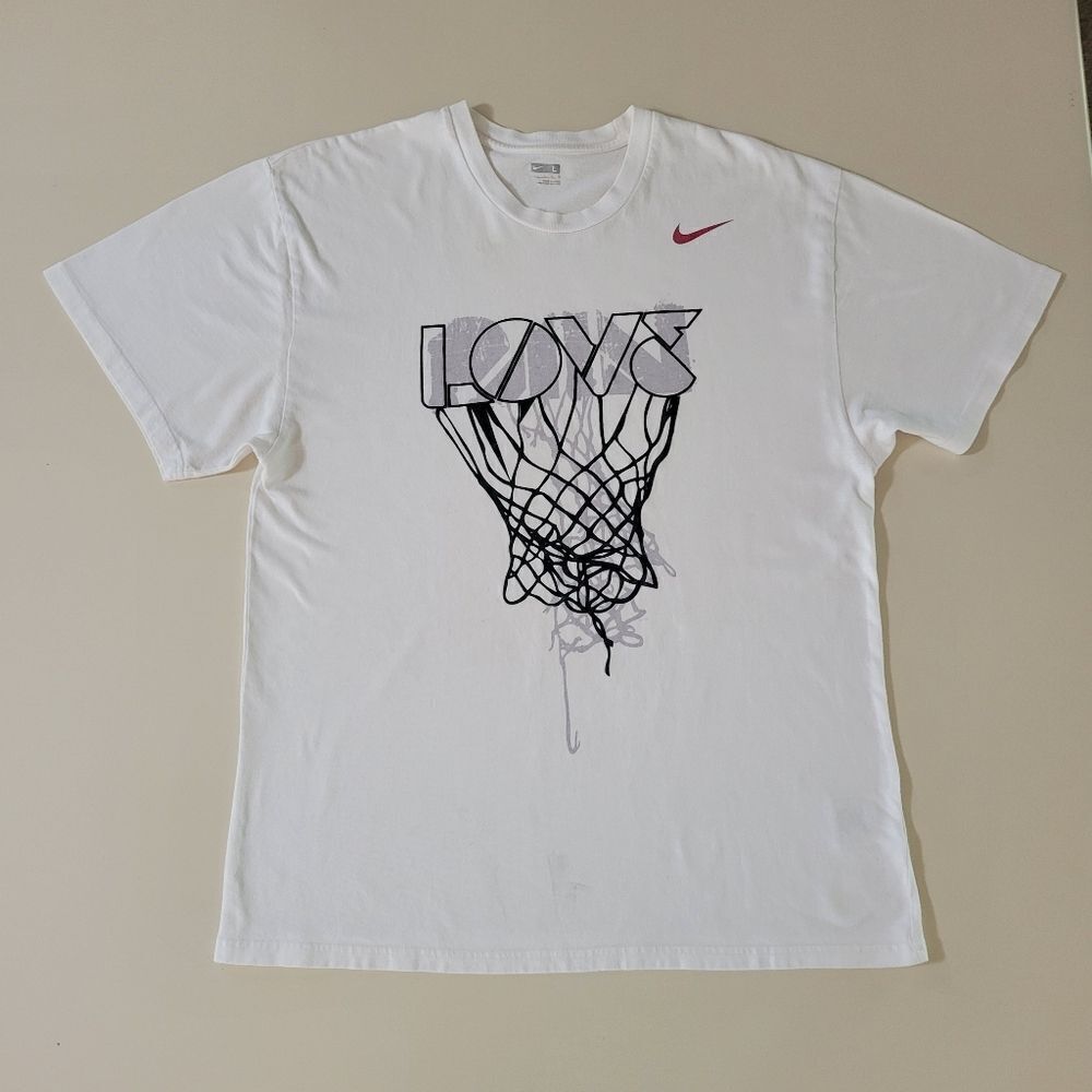 Nike Men's White Crewneck LOVE Net Short Sleeve Tee